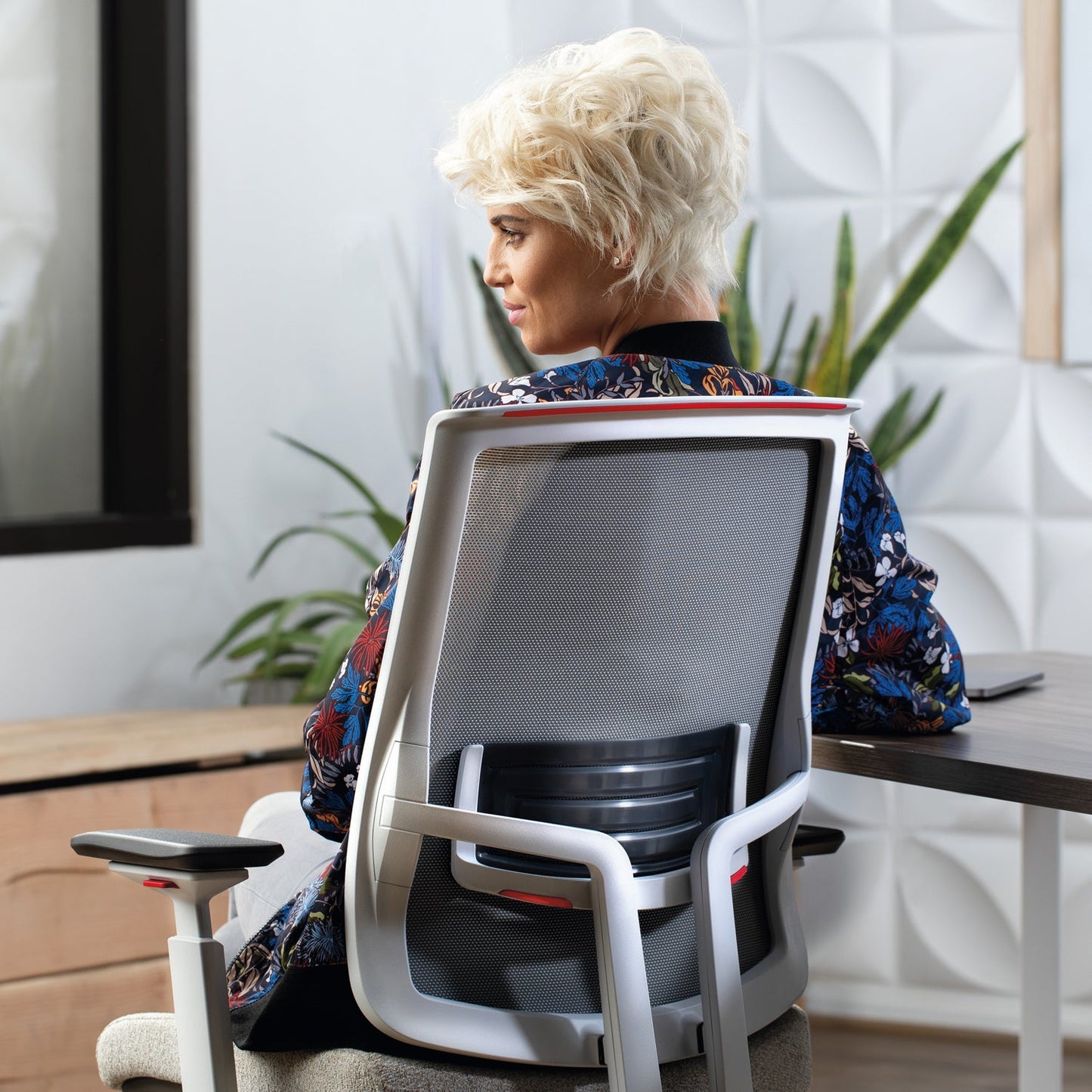 Focus 2.0 Task Chair - Wholesale Office Furniture