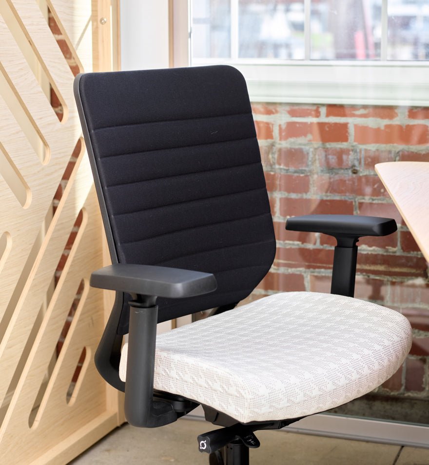 Genus Seating - Wholesale Office Furniture