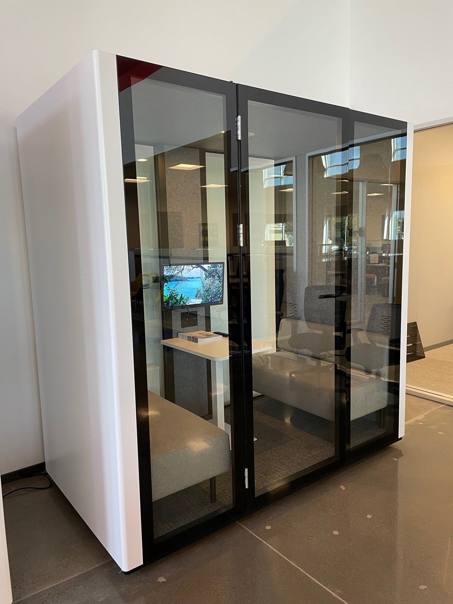 ReddiSpace WeTime Pod - Wholesale Office Furniture